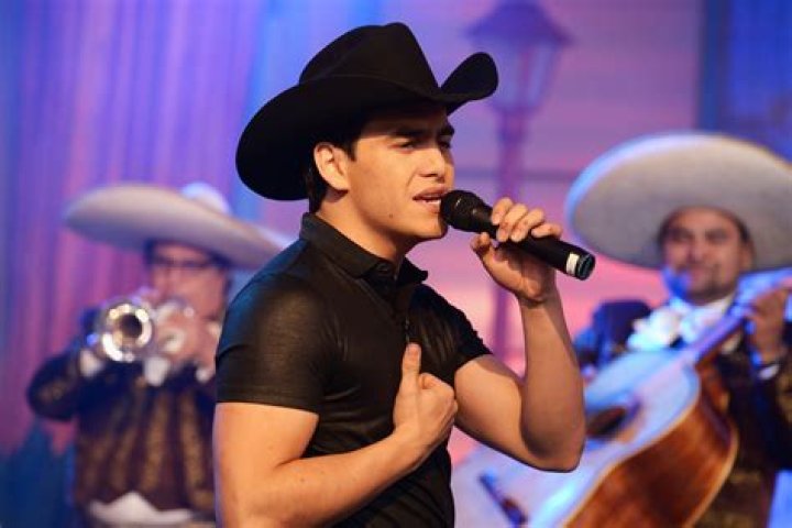 Mexican Ballad Singer Julián Figueroa Dies at 27 Due to Acute Heart Attack