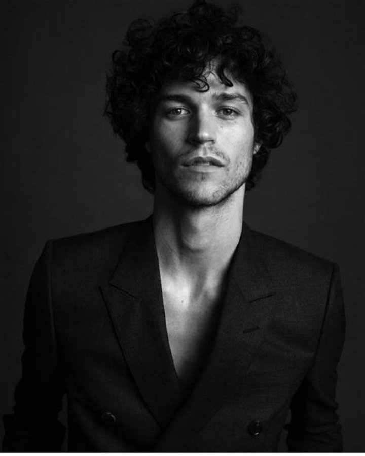 Miles McMillan’s Wikipedia, Age, Height, Biography, Girlfriend, Photos & More