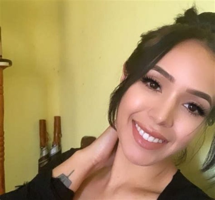 Mini Tinah (Cristina) Wiki, Biography, Age, Height, Info, details, Boyfriend