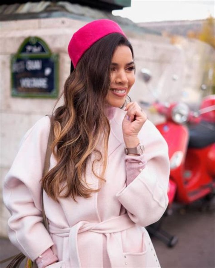 Raya Bouallègue Wiki, Biographie, Age, Taille, Mariage, Contact & Informations